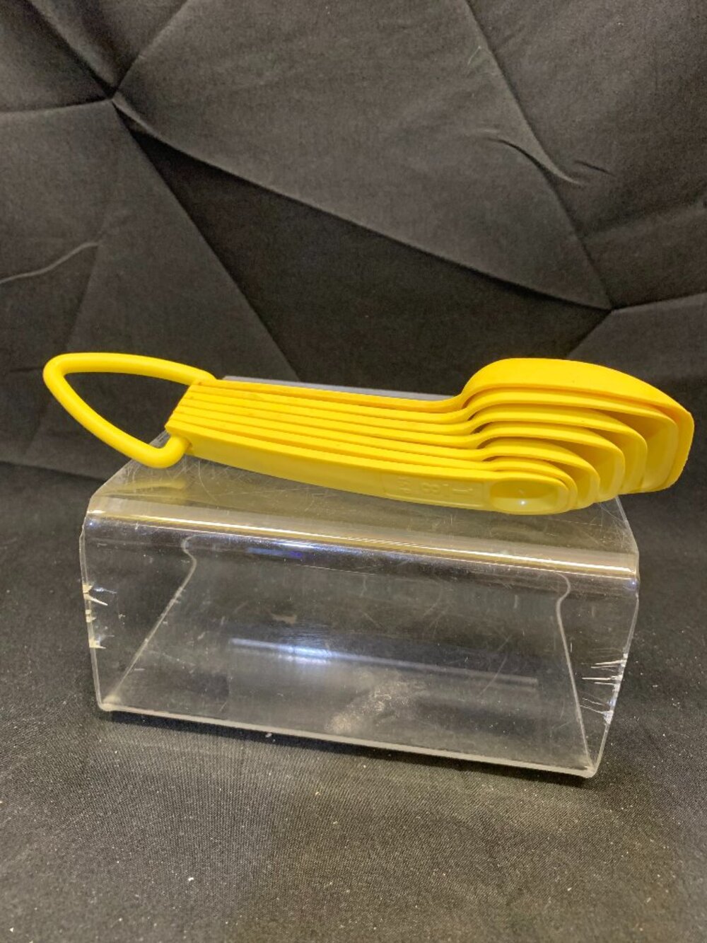 VTG 1970's Yellow Tupperware Measuring Spoo Set of 6 Stackable Kitchenware